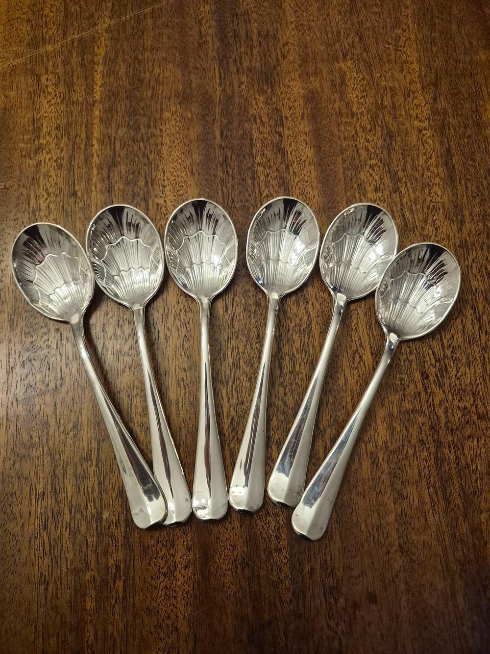 Silver Plated  Floral-Scallop Dessert  Spoon Set - 6 Pieces Made In Italy